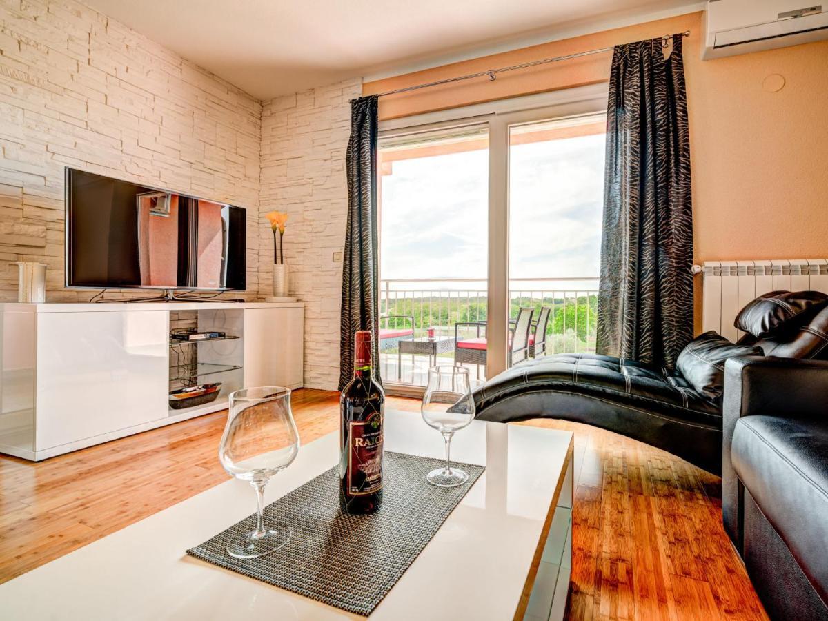 Apartment Tommy-2 By Interhome Kmeti Zewnętrze zdjęcie