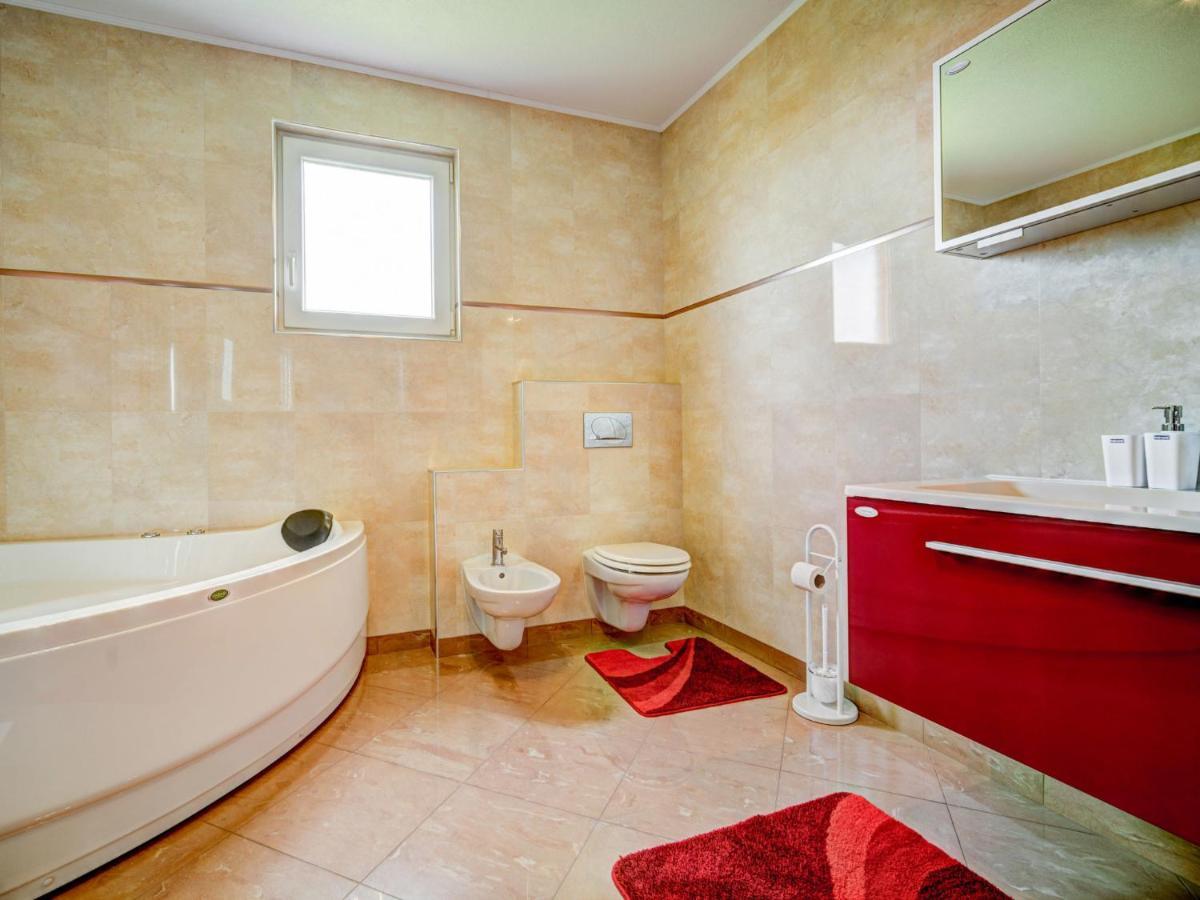 Apartment Tommy-2 By Interhome Kmeti Zewnętrze zdjęcie